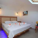Savana Boutique Oda ve Kahvaltı