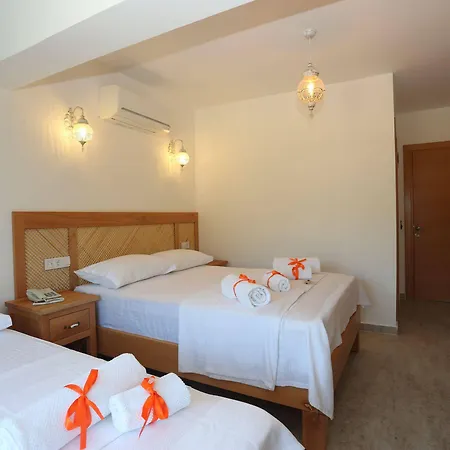 Savana Boutique 3*