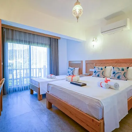 Oda ve Kahvaltı Savana Boutique Mesudiye (Datca)