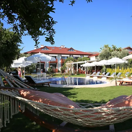 Savana Boutique Oda ve Kahvaltı 3*